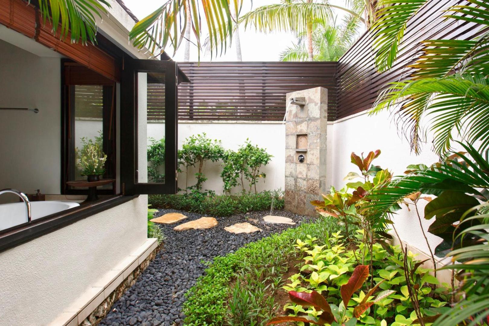 The Ungasan Clifftop Resort Uluwatu Exterior foto