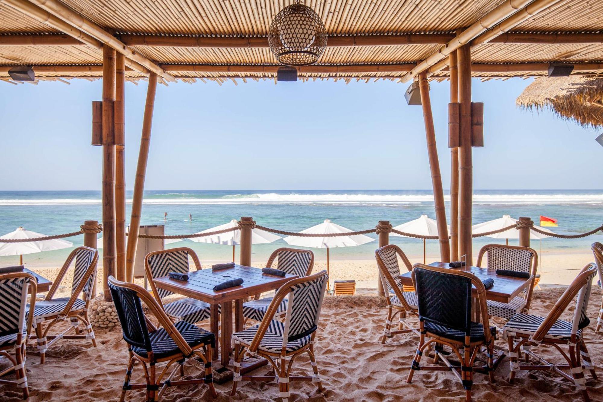 The Ungasan Clifftop Resort Uluwatu Exterior foto