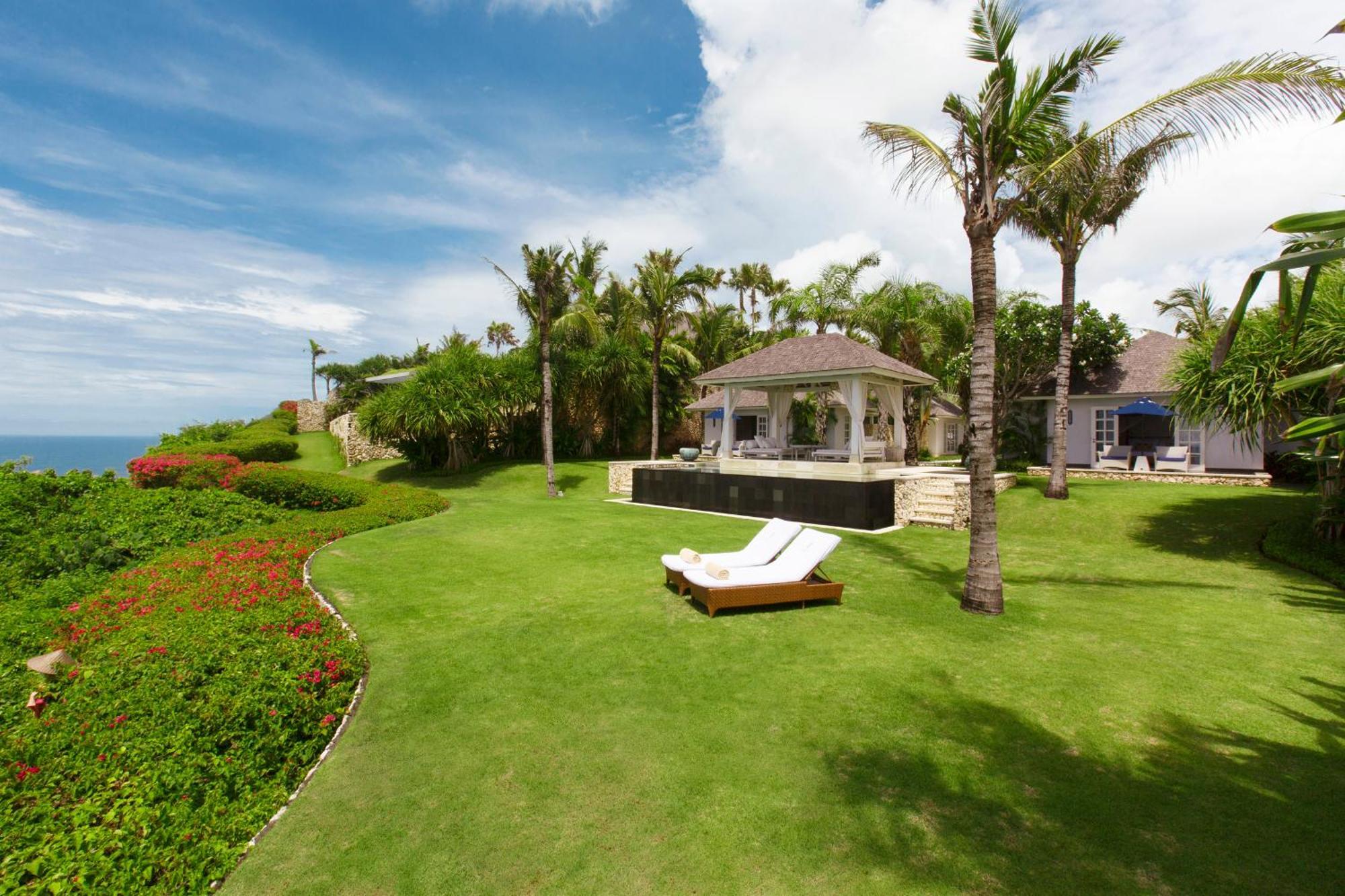 The Ungasan Clifftop Resort Uluwatu Exterior foto